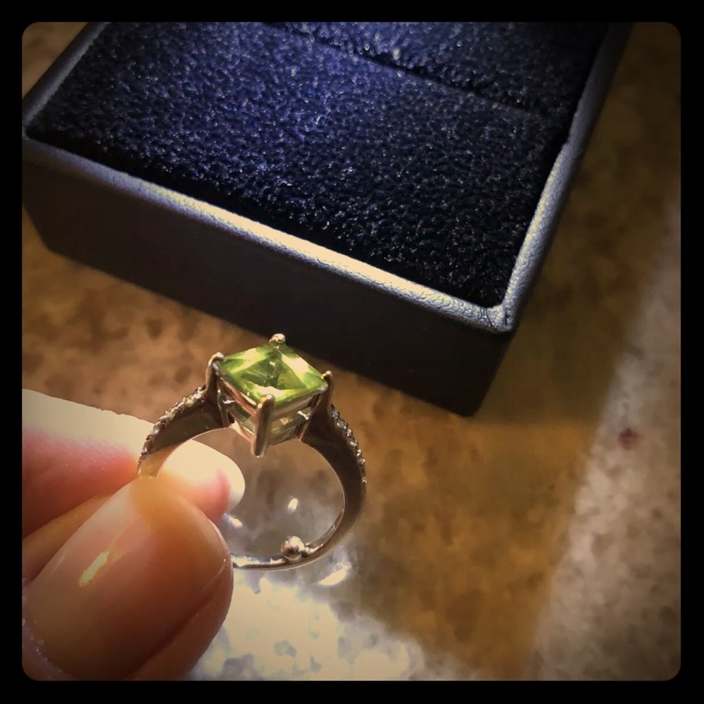Princess cut Peridot ring